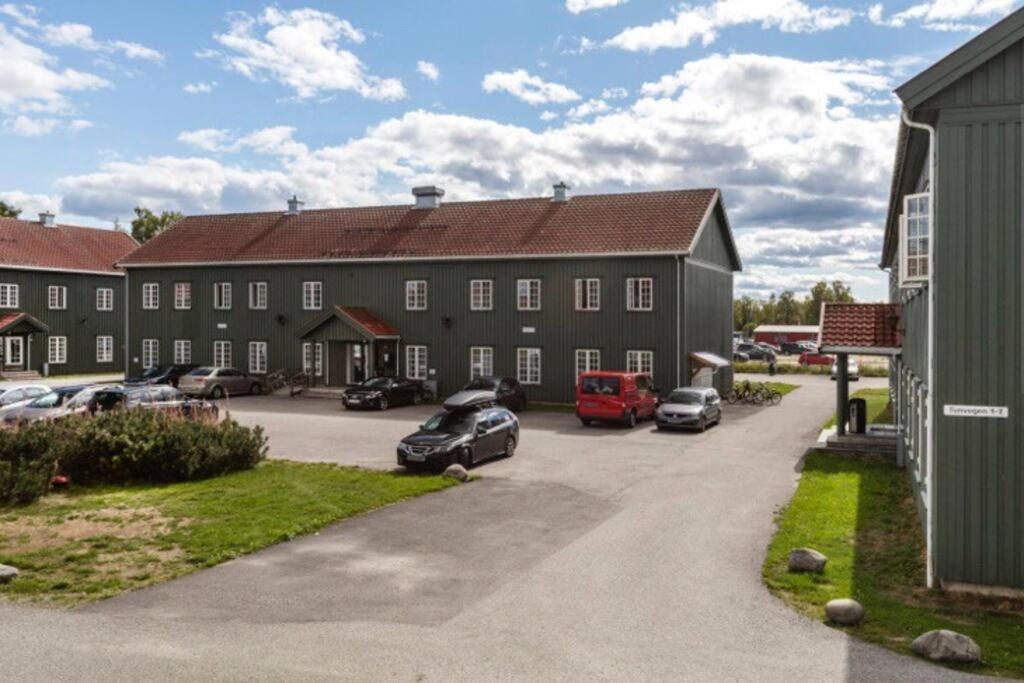 Comfy Studio Near Airport Apartment Гардермуeн Екстериор снимка